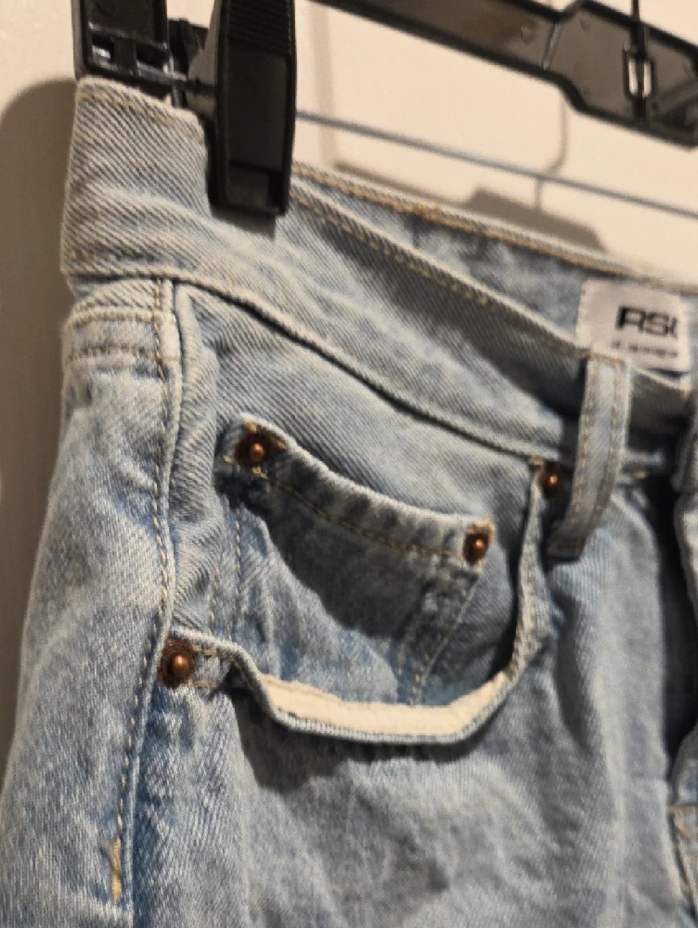 RSQ Light Wash Denim Low Rise Baggy Carpenter Shorts